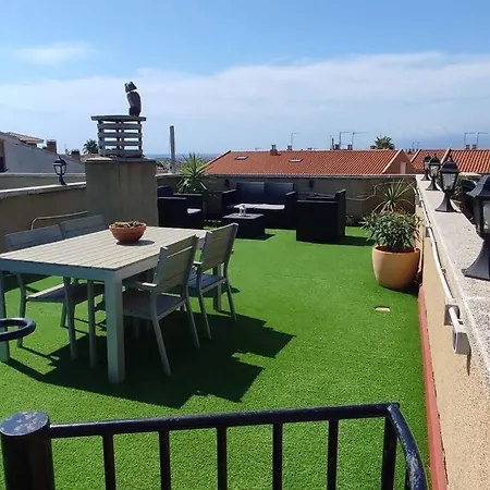 Apartment Atico Moderno En Vilafortuny Con Solarium Privado
