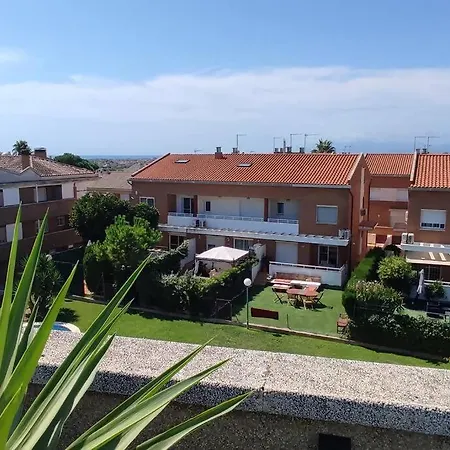 Atico Moderno En Vilafortuny Con Solarium Privado * Cambrils